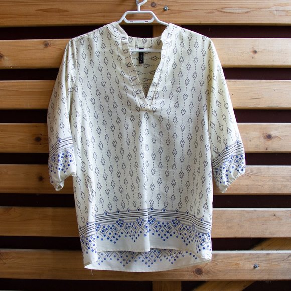 Sheer pattern tunic - Picture 1 of 3